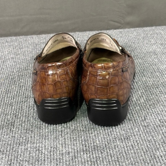 Charlie Paige Wrap Faux Fur Trim Cape Shawl Cozy Lagenlook Fringe One Size Tan - Picture 2 of 9